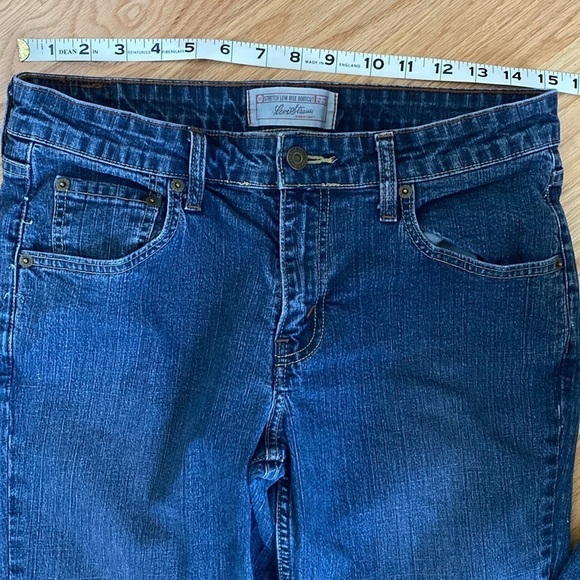 Levis Womens Jeans Sz 8 Tall SF Blue Low Rise Boot Cut Stretch Medium Wash Denim - Picture 9 of 9